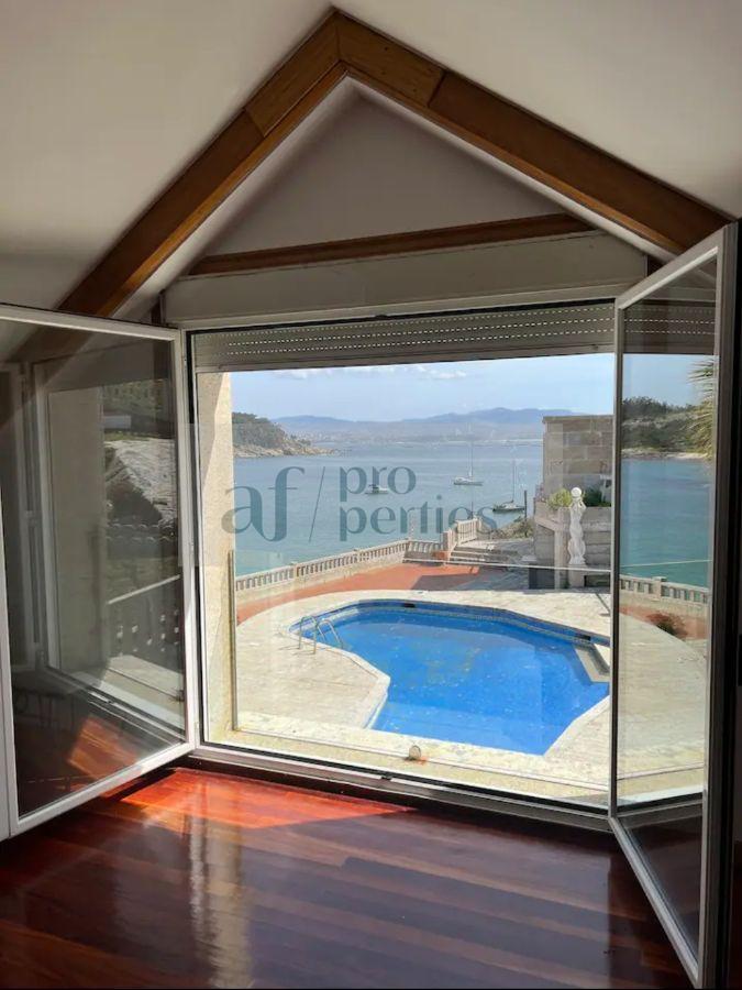 Venta de chalet en Cangas