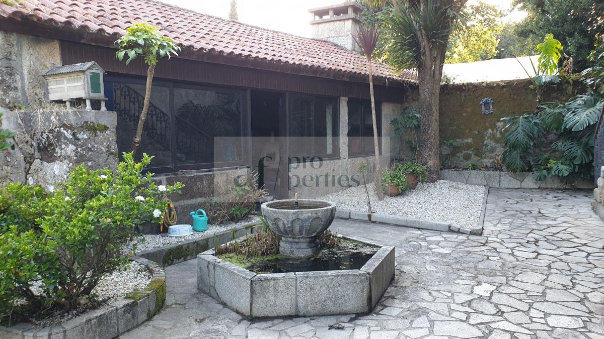 For sale of house in Nigrán