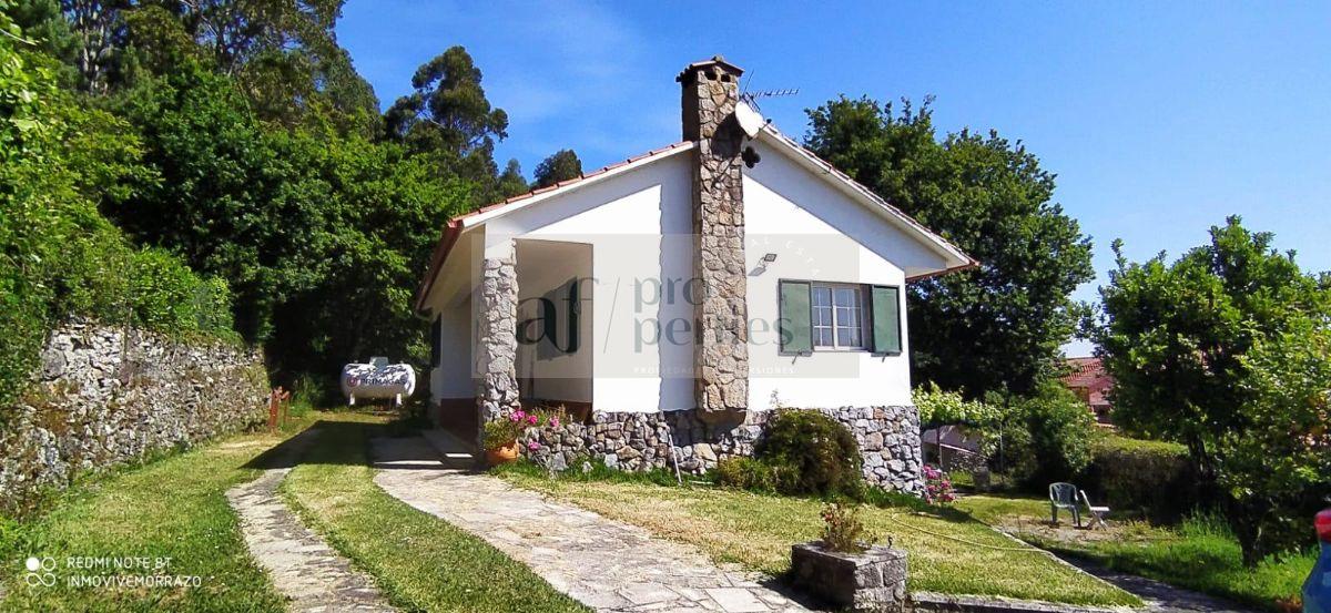 For sale of house in Cangas