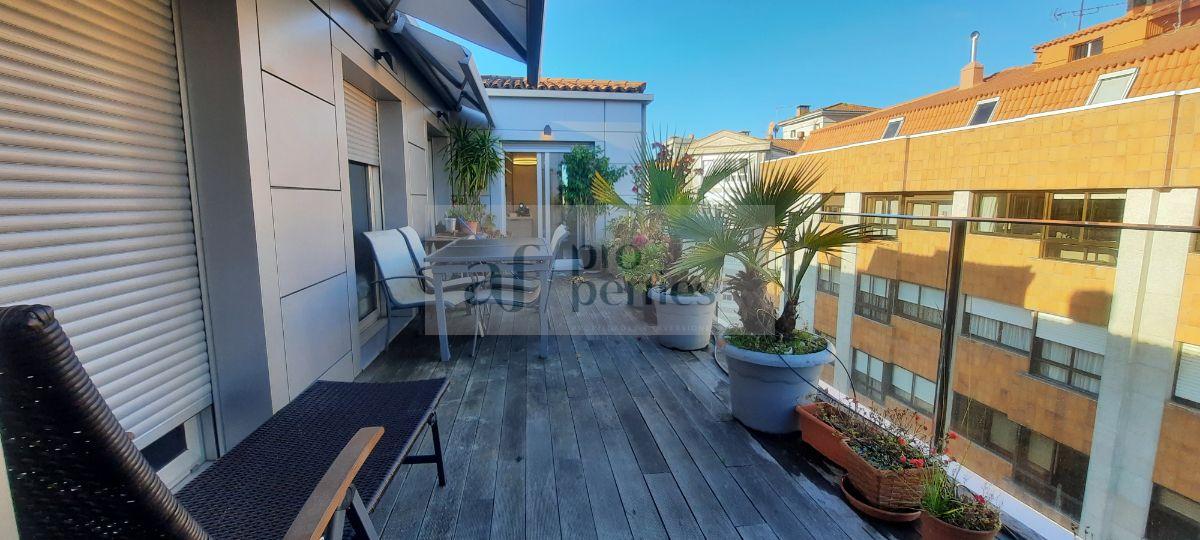For rent of penthouse in Pontevedra