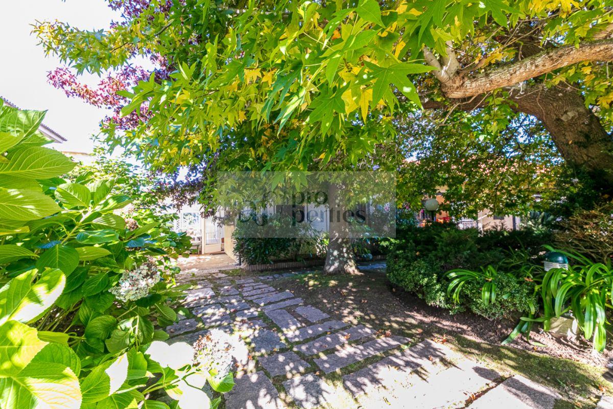Zu verkaufen von chalet in
 Vigo