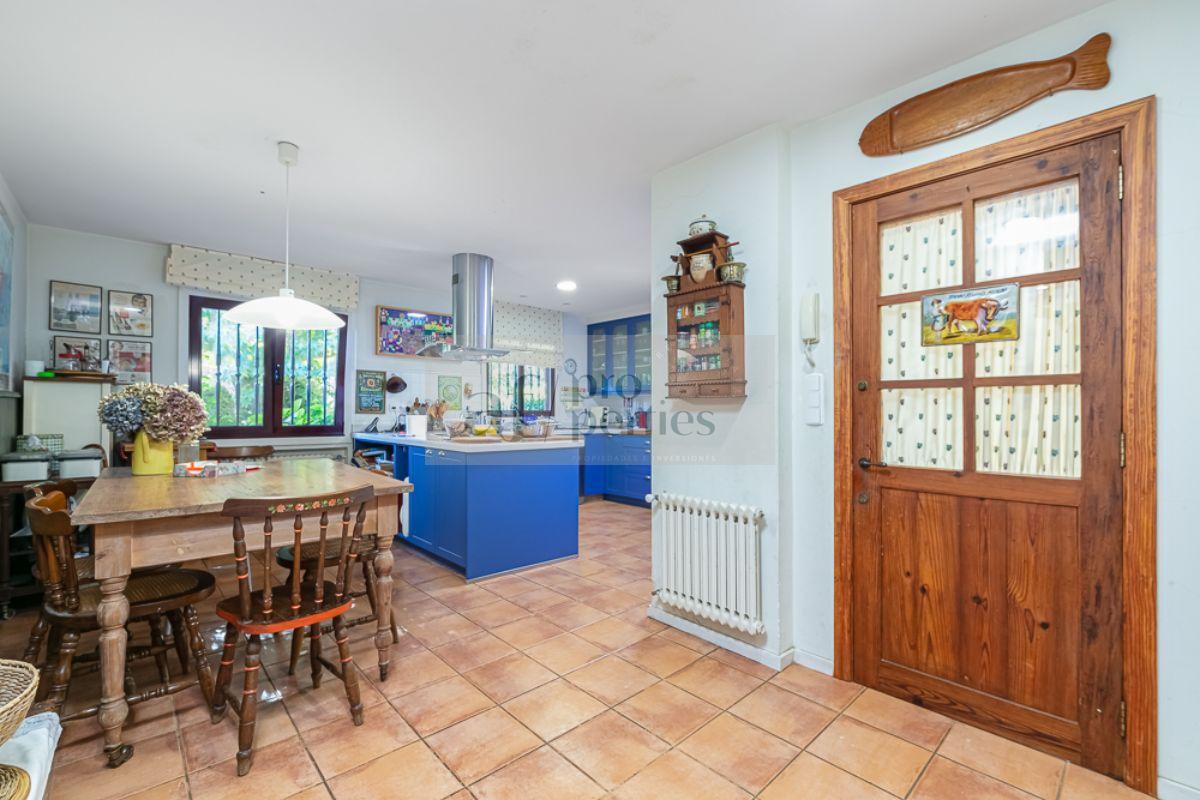 Zu verkaufen von chalet in
 Vigo