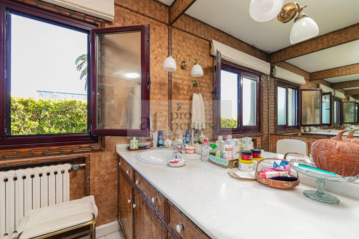 Zu verkaufen von chalet in
 Vigo