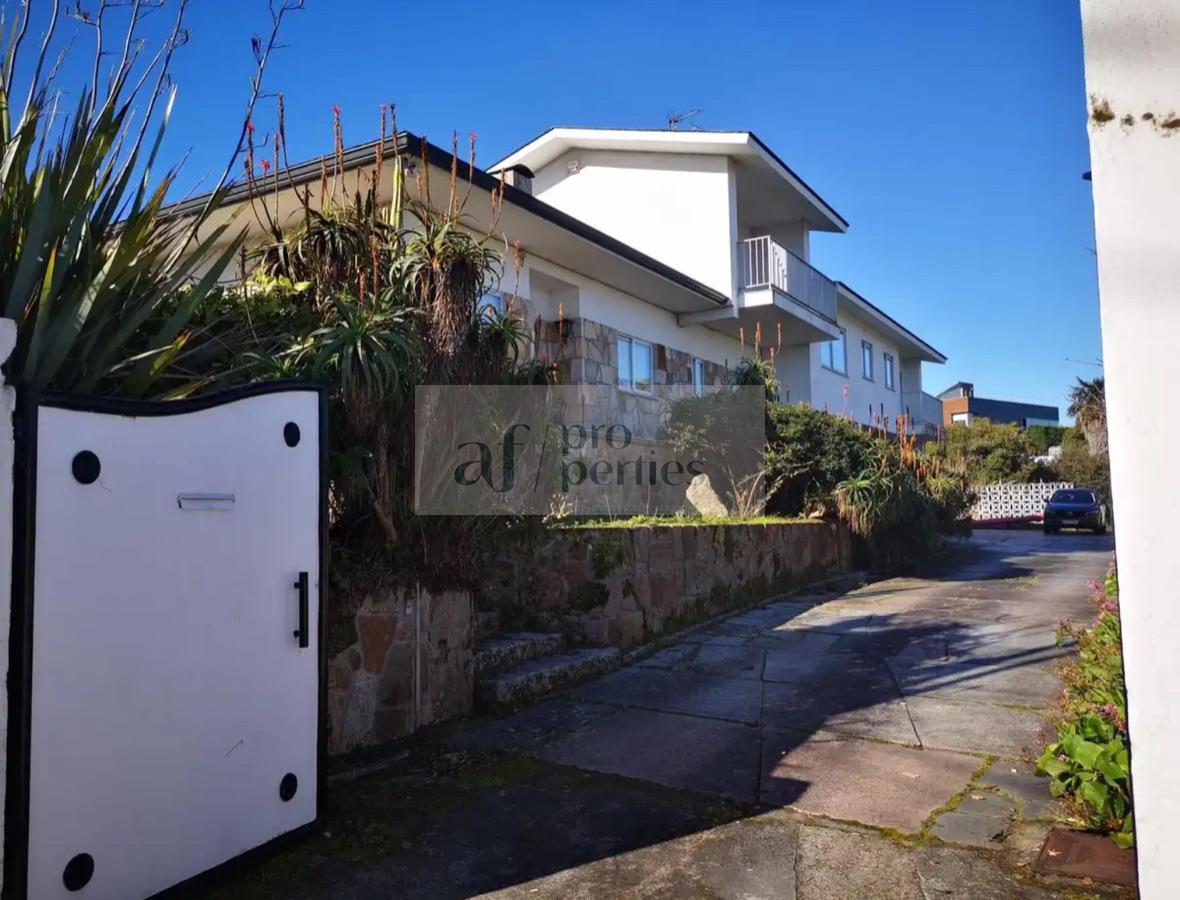 Zu verkaufen von chalet in
 Vigo