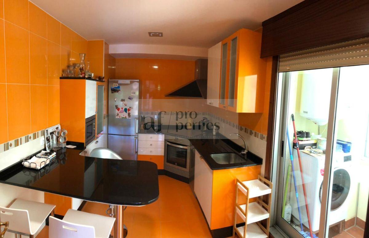 For sale of penthouse in Bueu