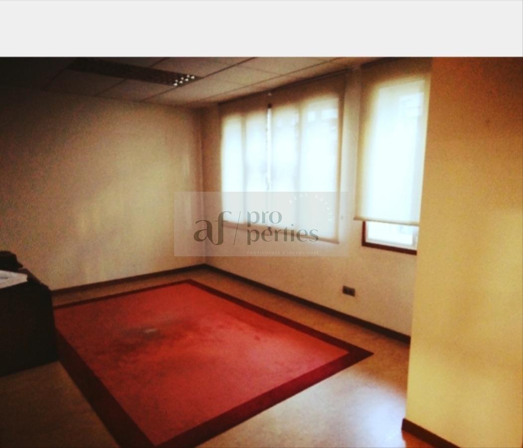 For sale of office in Vigo