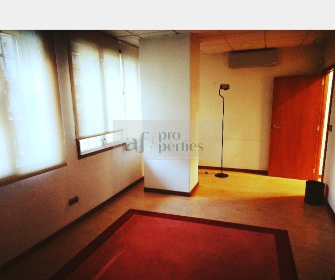 For sale of office in Vigo