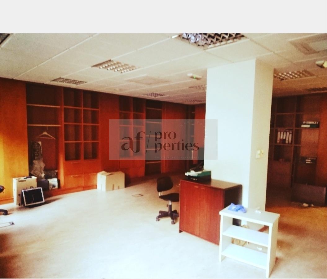 For sale of office in Vigo