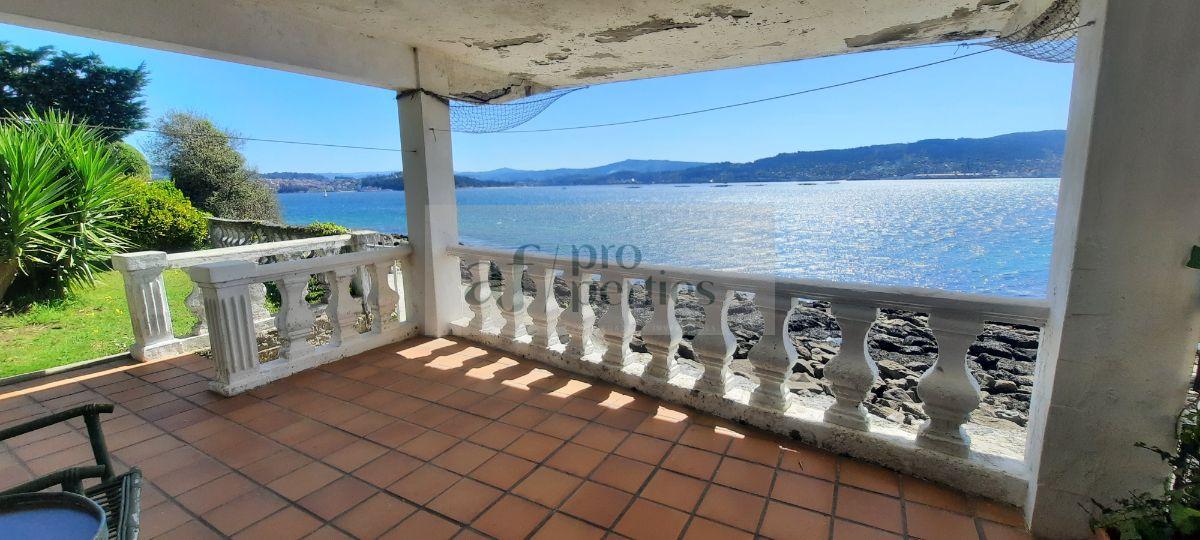 For sale of house in Combarro