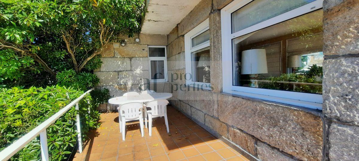 For sale of house in Combarro