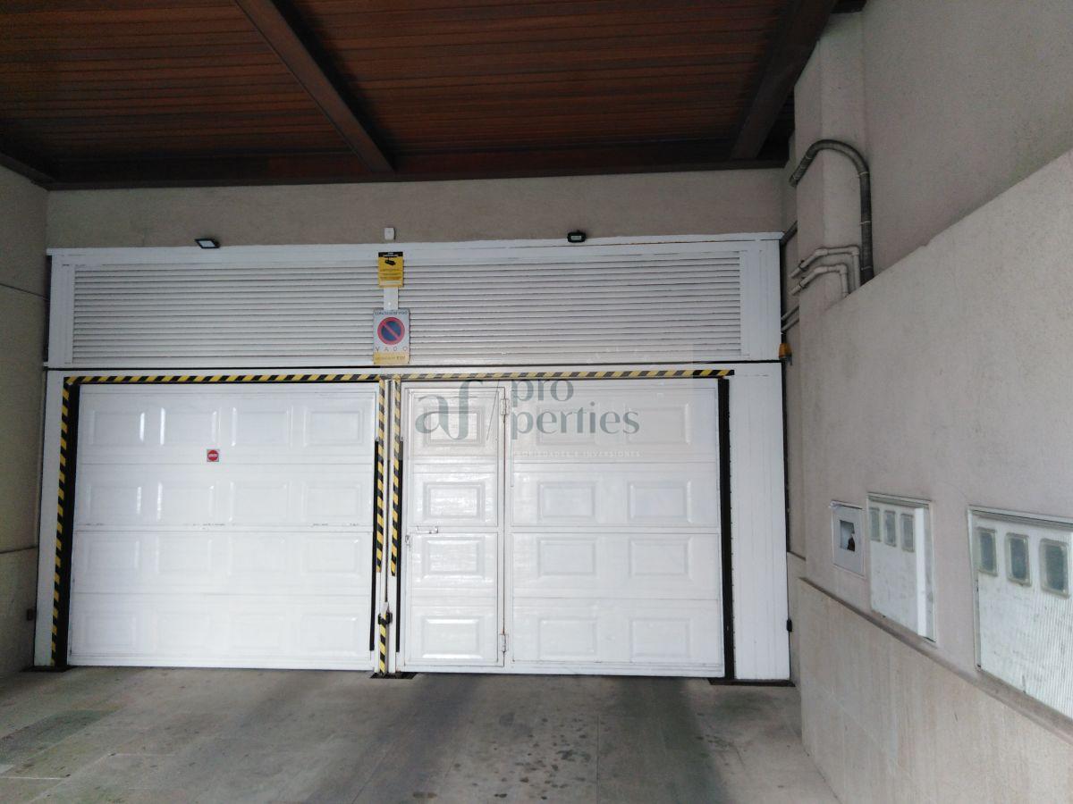 For sale of garage in Vigo