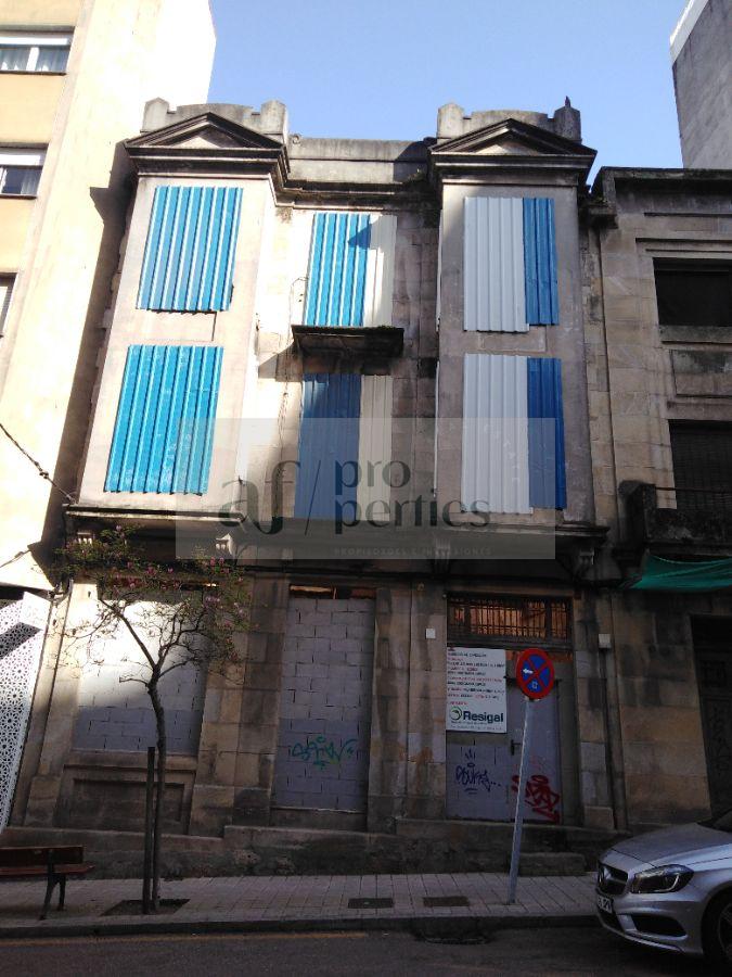 Venda de edifício em Vigo