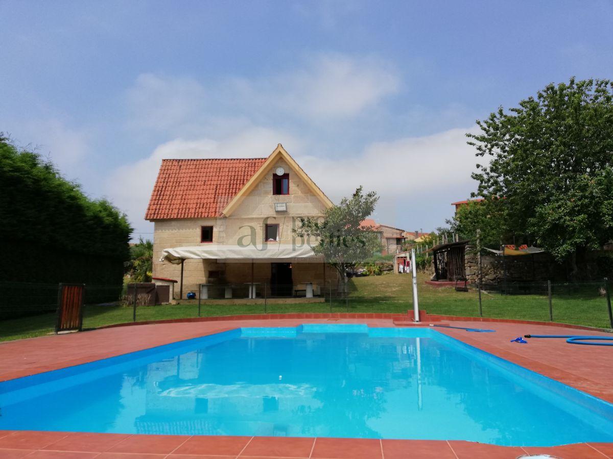 Venda de casa em Moaña