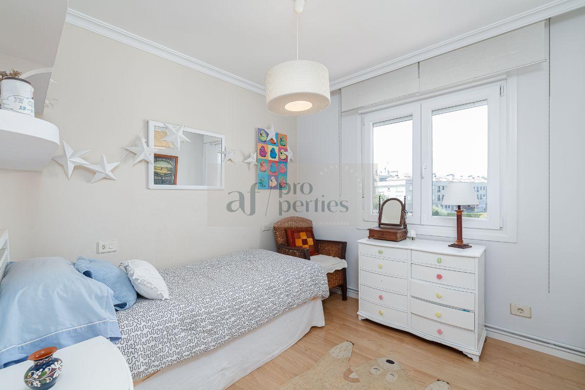 For sale of chalet in Nigrán