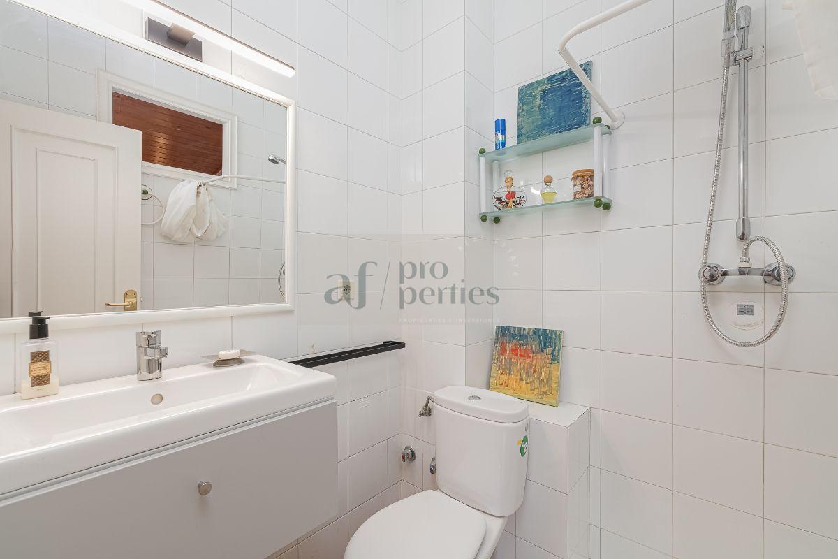For sale of chalet in Nigrán