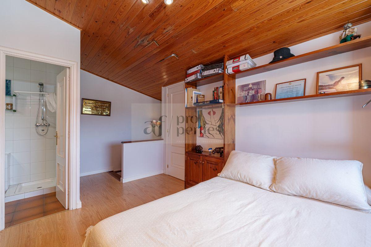 For sale of chalet in Nigrán