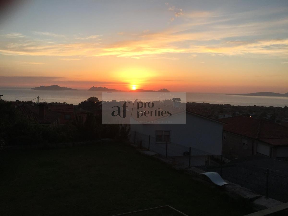 For sale of chalet in Vigo