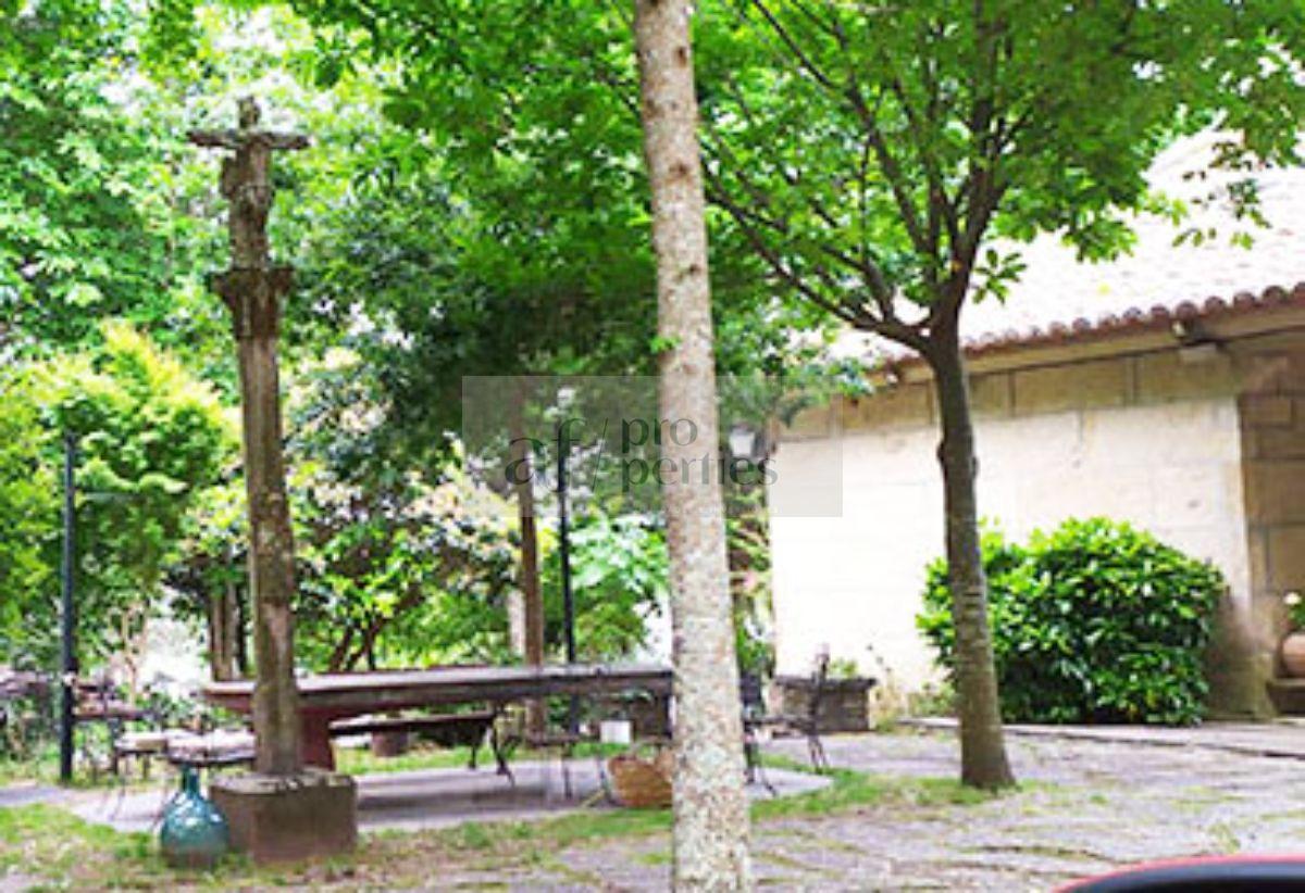Zu verkaufen von chalet in
 Pontevedra