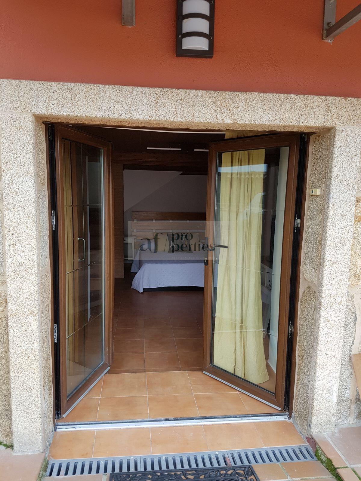 Zu verkaufen von chalet in
 Vigo