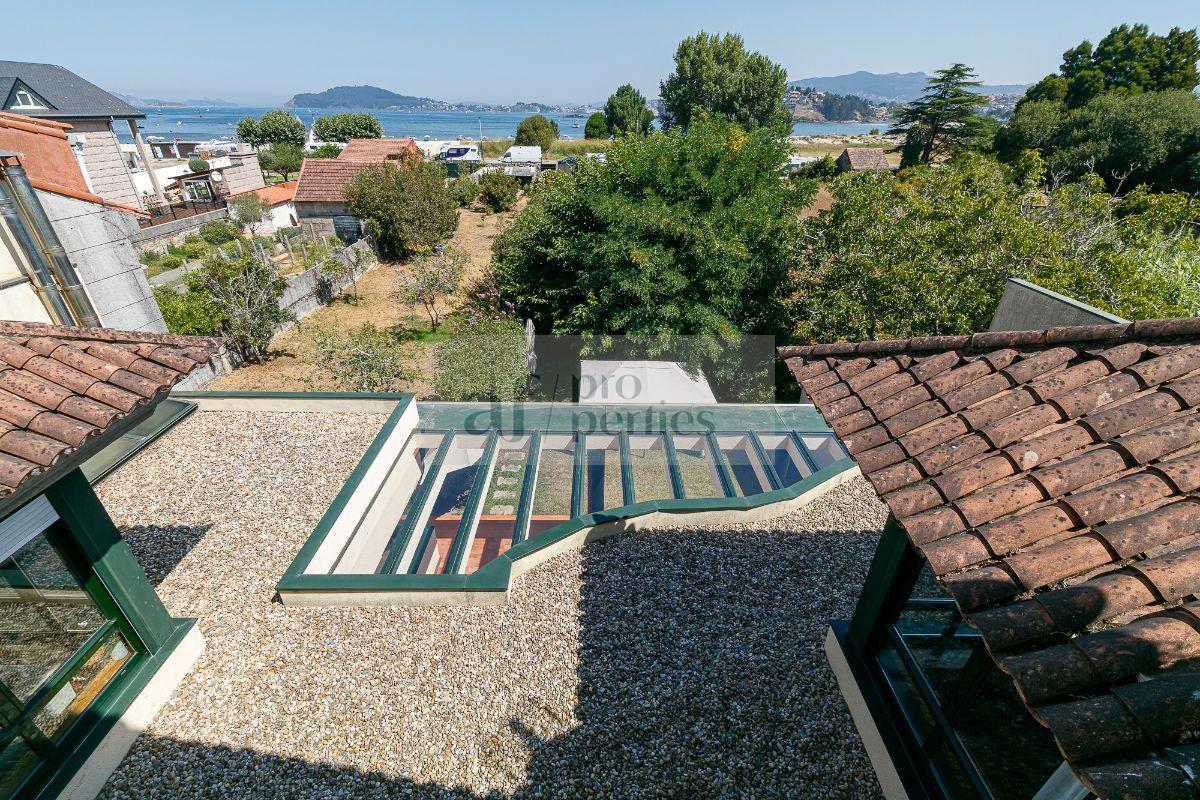 For sale of chalet in Baiona
