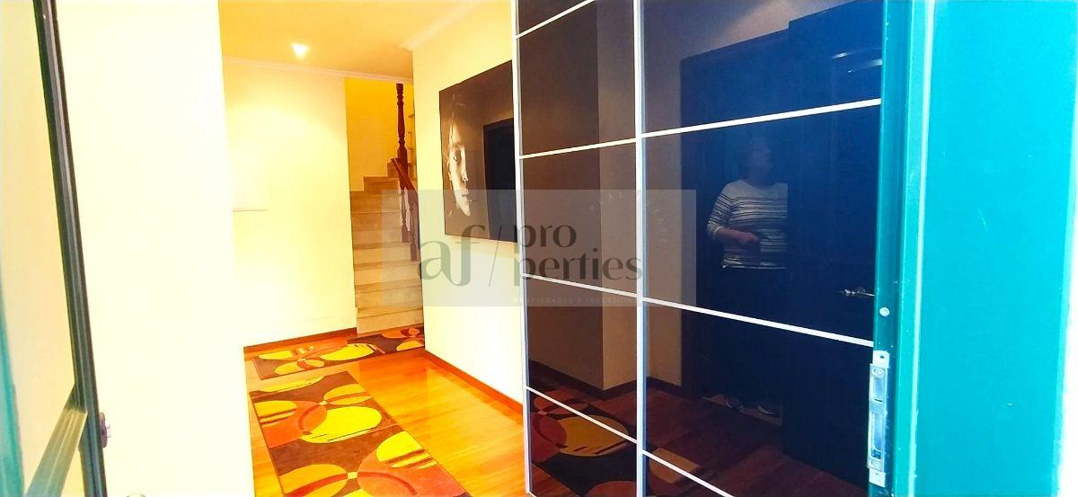 Venta de chalet en Domaio