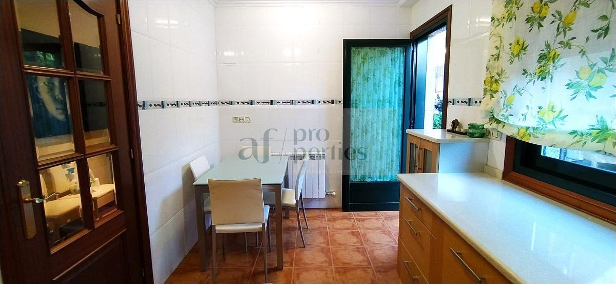 Venta de chalet en Domaio
