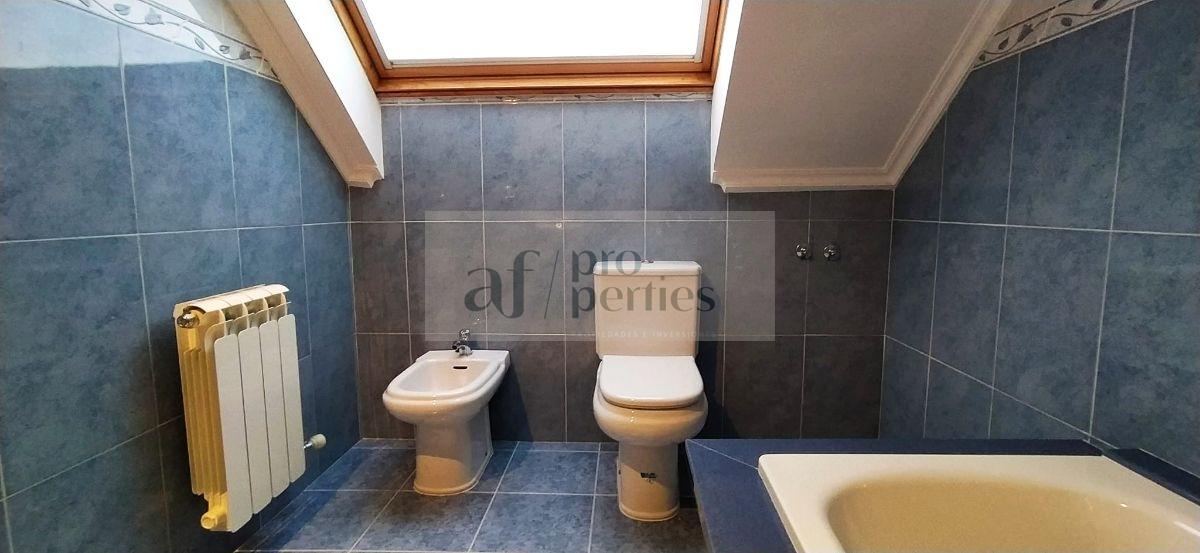 Venta de chalet en Domaio