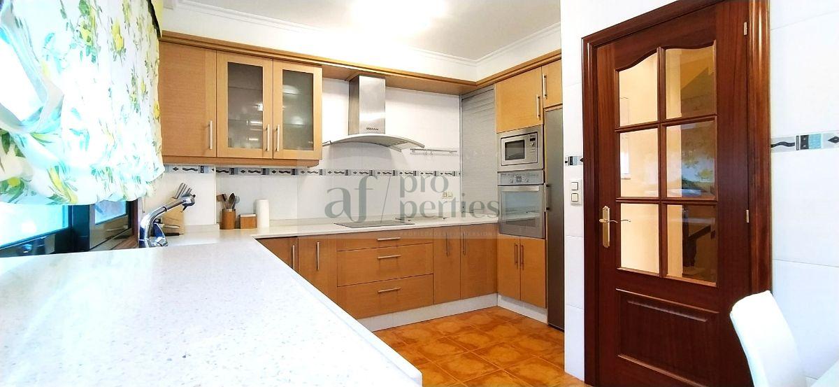 Venta de chalet en Domaio
