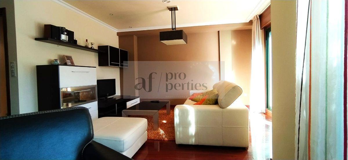 Venta de chalet en Domaio