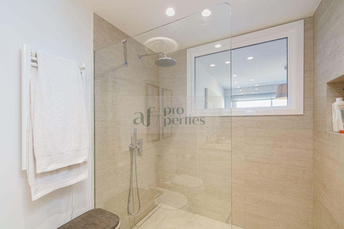 For sale of chalet in Vigo