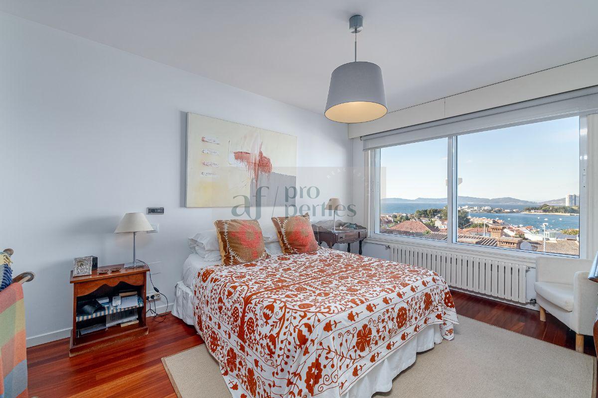 For sale of chalet in Vigo