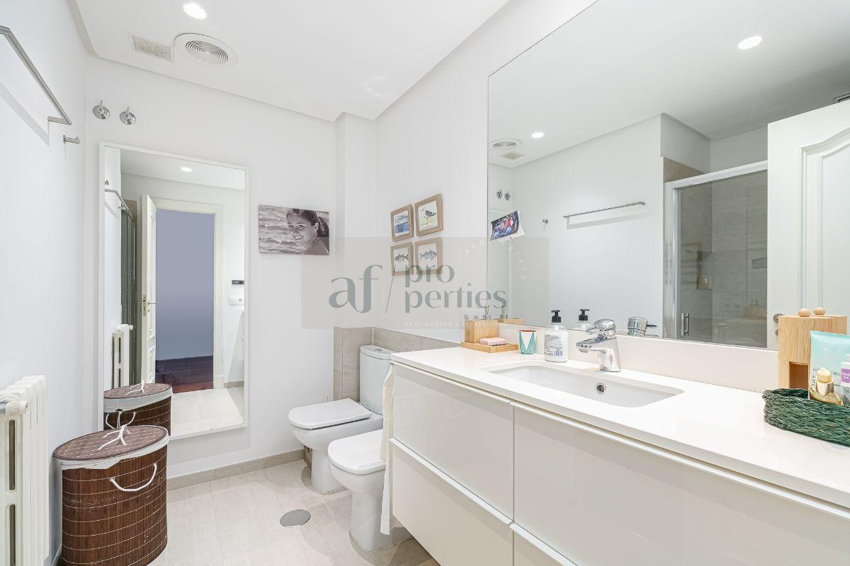For sale of chalet in Vigo