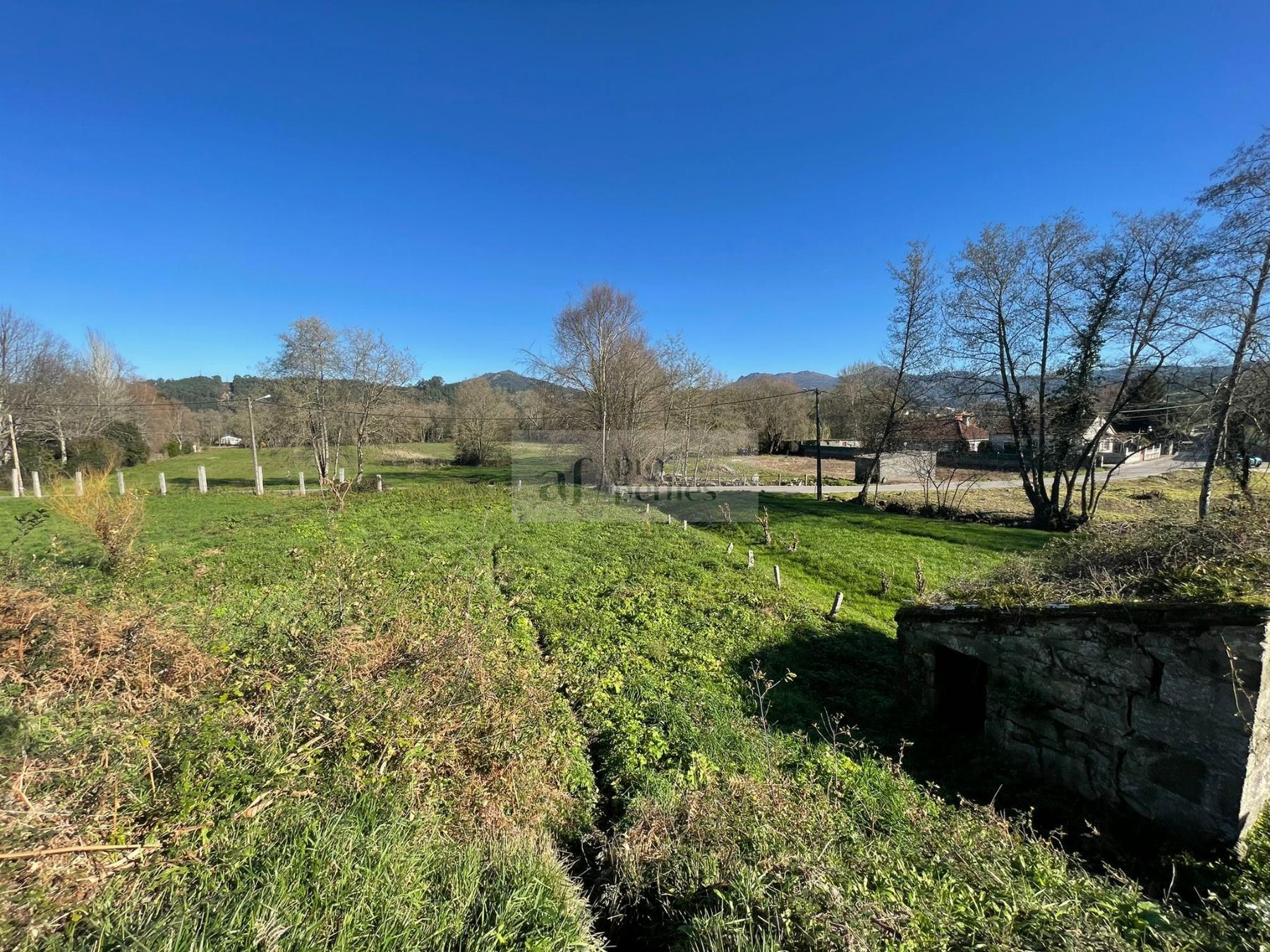 Terreno en venta en MAÑUFE, Gondomar