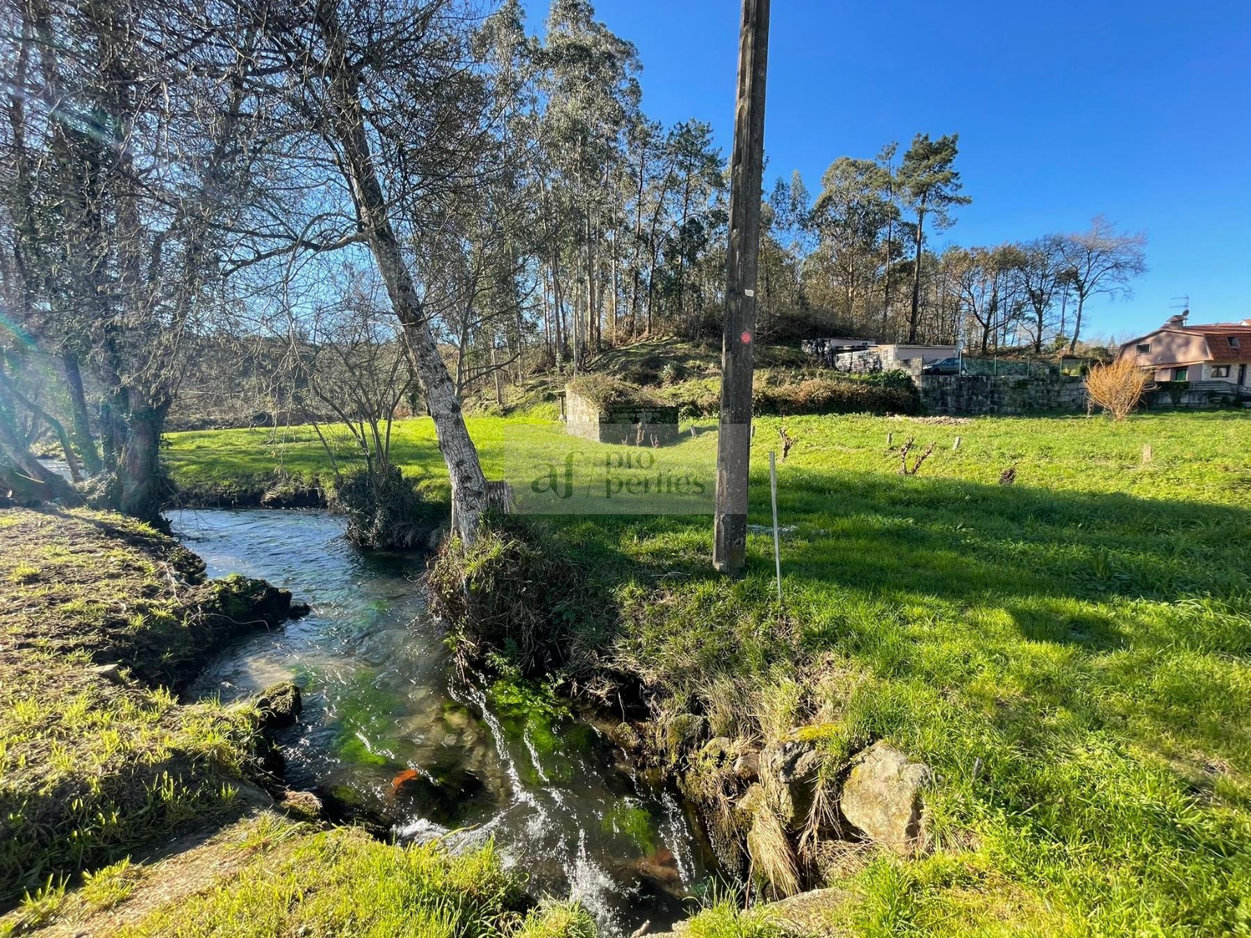 Vendita di terreno in Gondomar