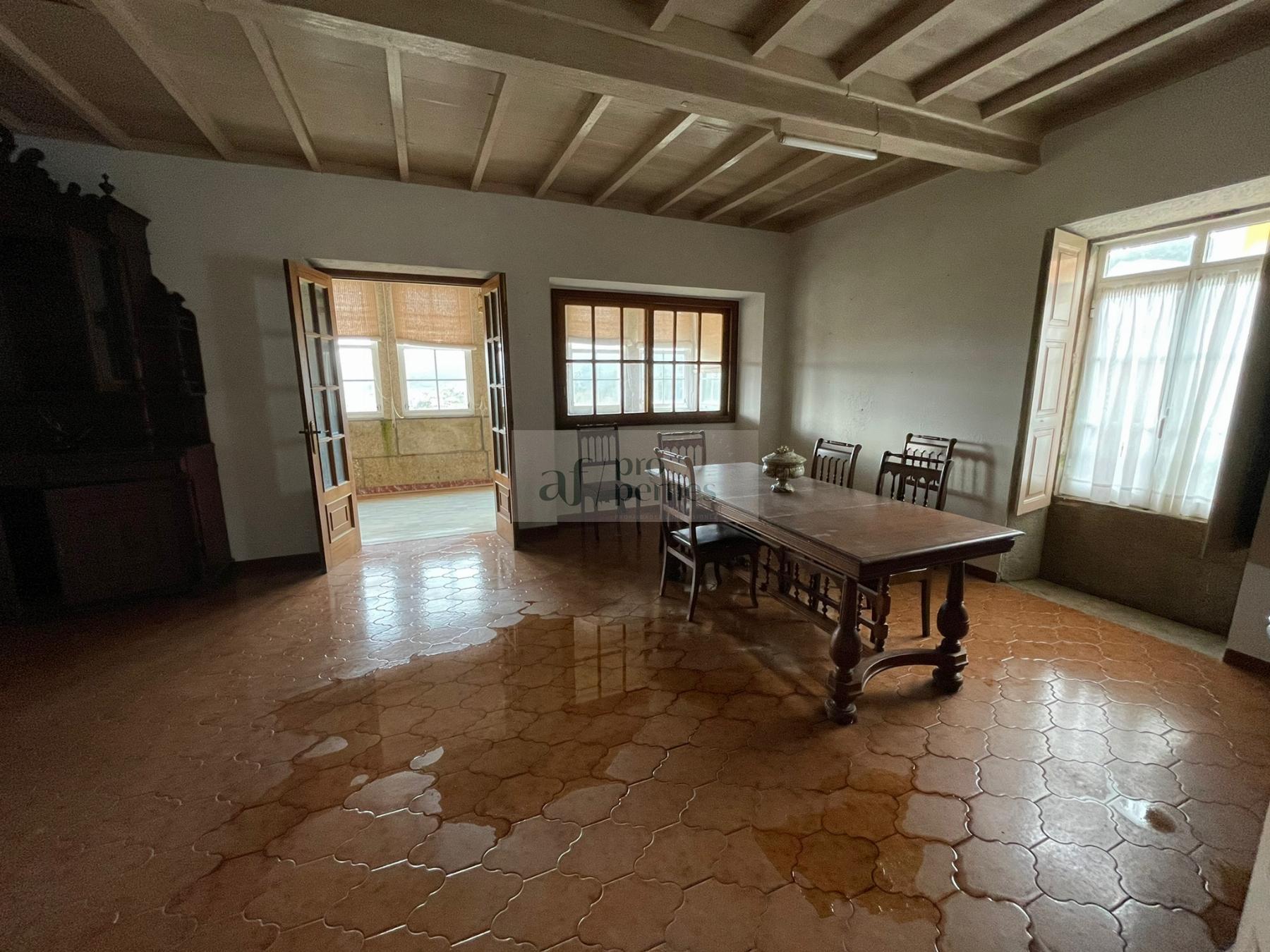 Venda de casa em Rosal O