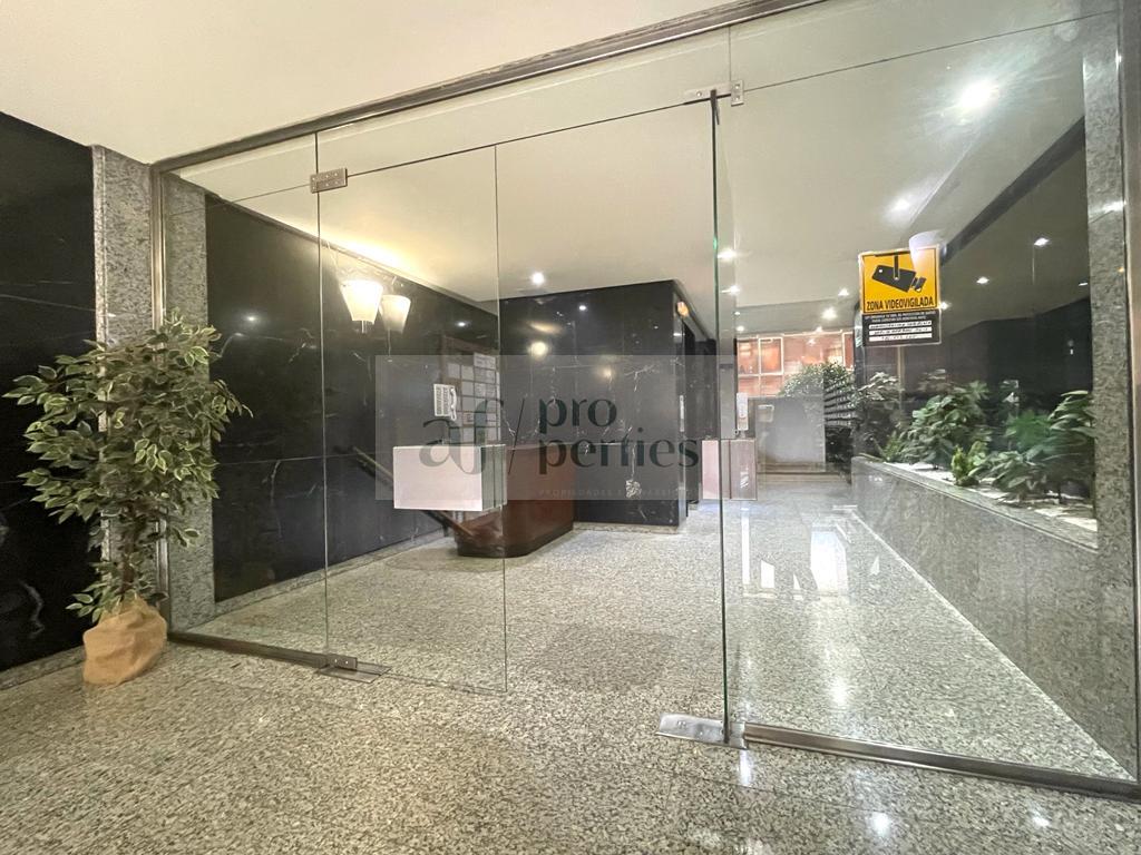 For sale of office in Vigo