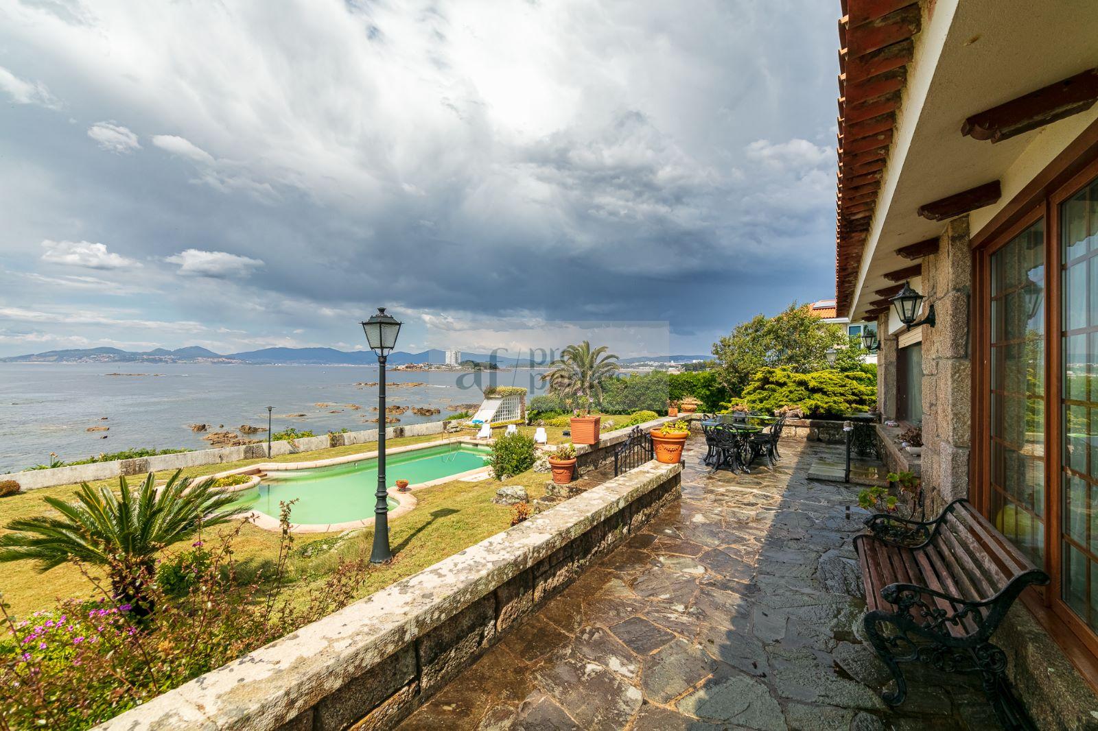 For sale of chalet in Vigo