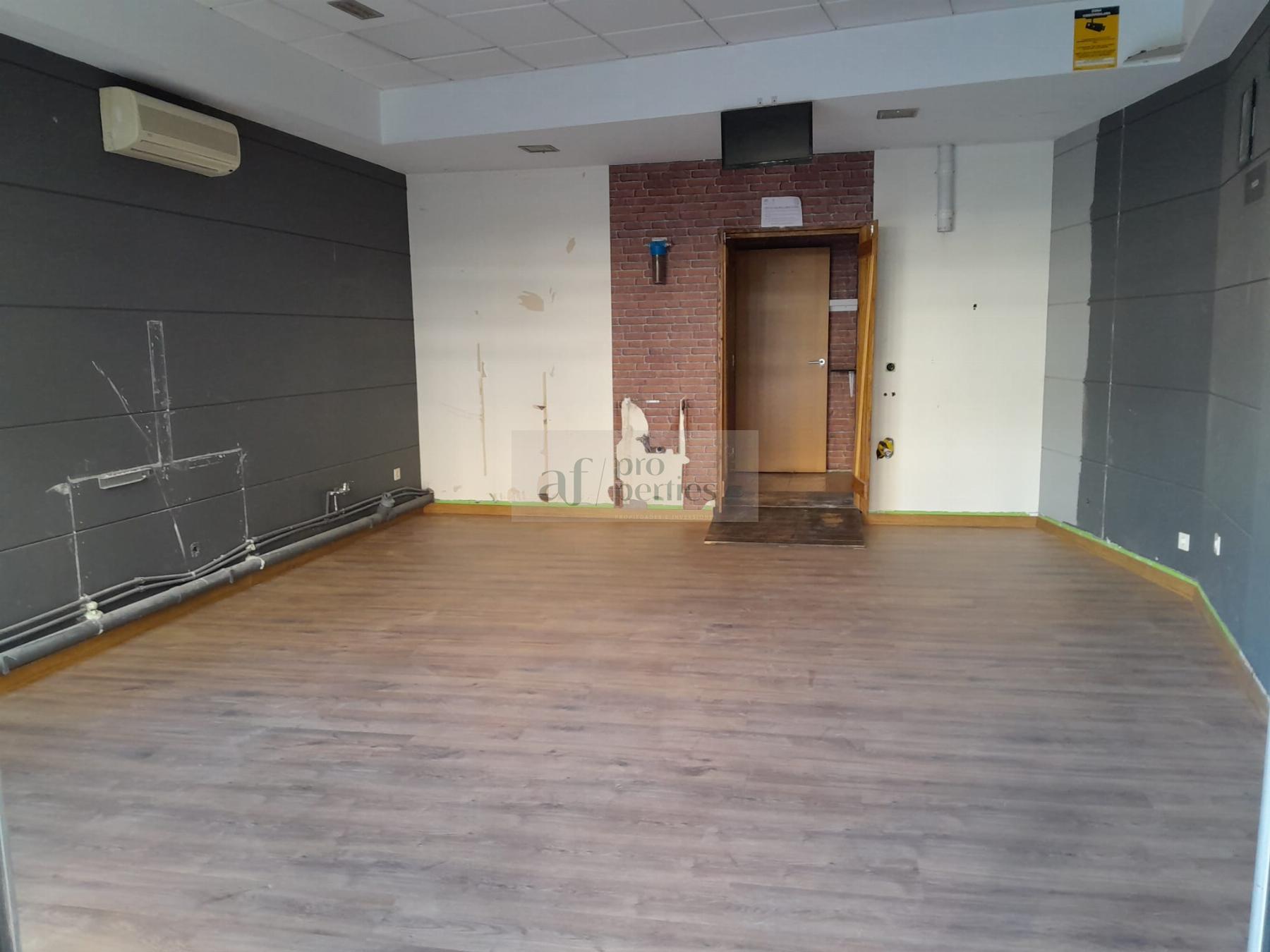 For rent of commercial in Vigo
