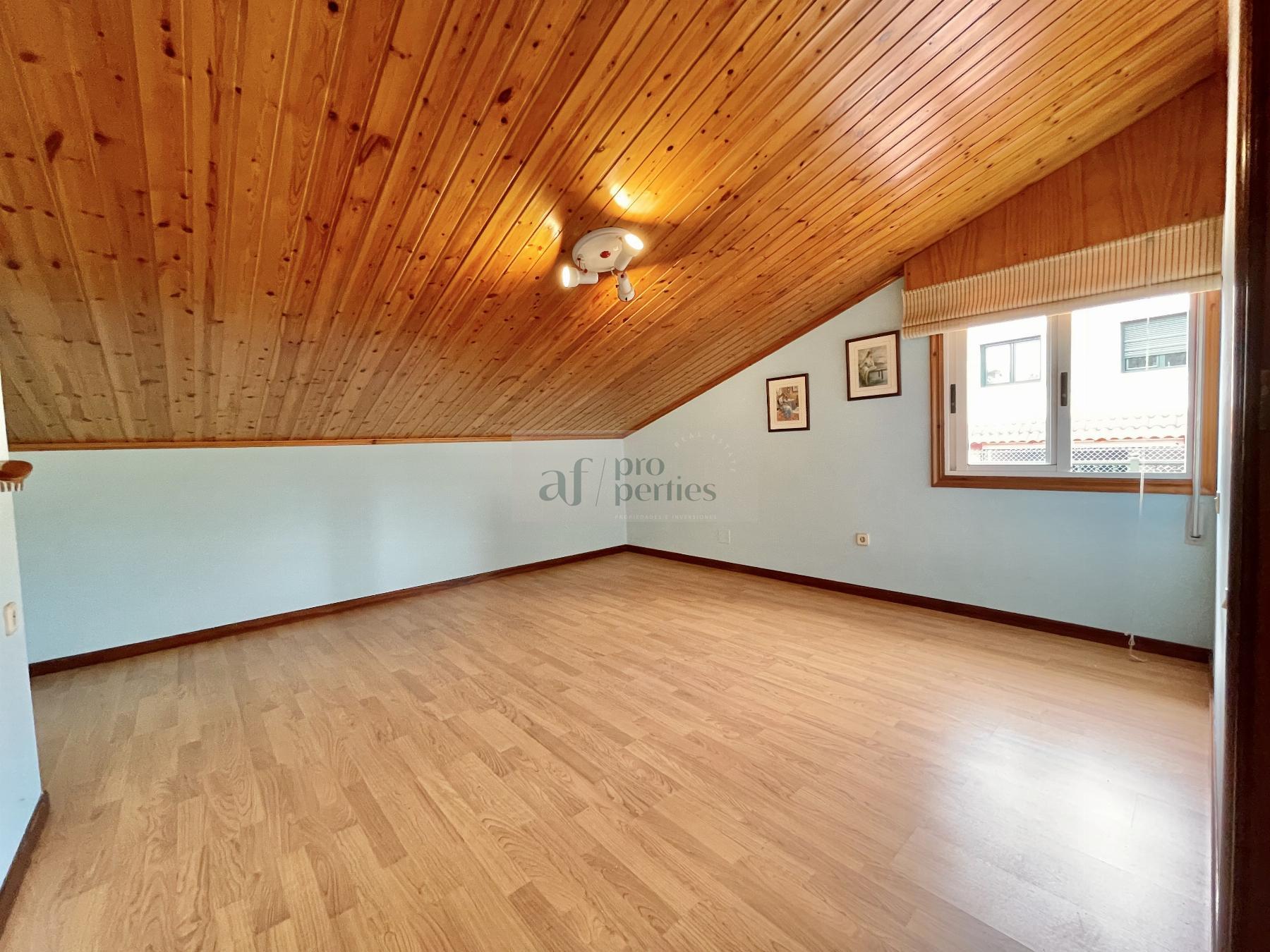 Venta de casa en Gondomar