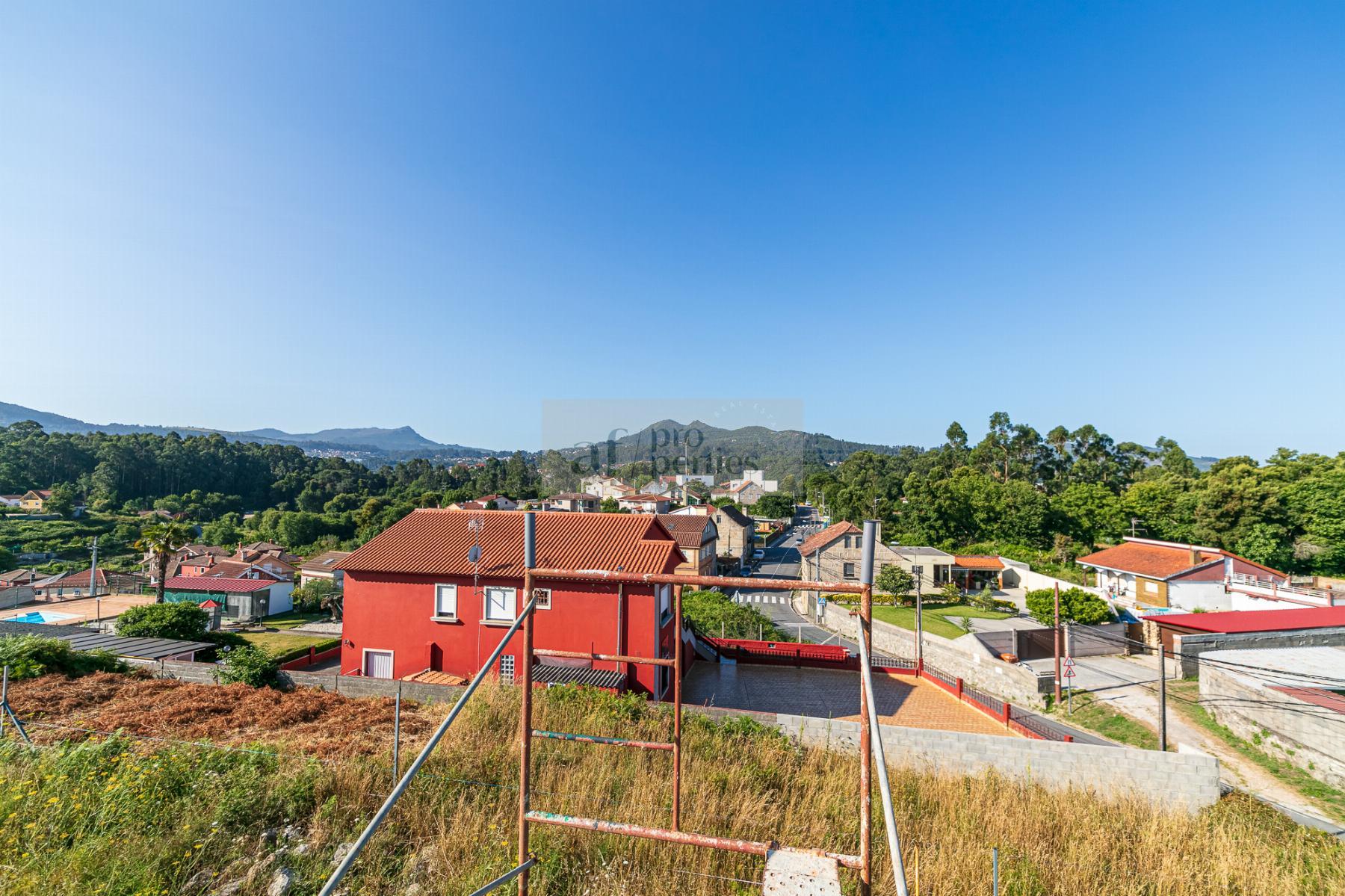 Zu verkaufen von grundstück in
 Vigo