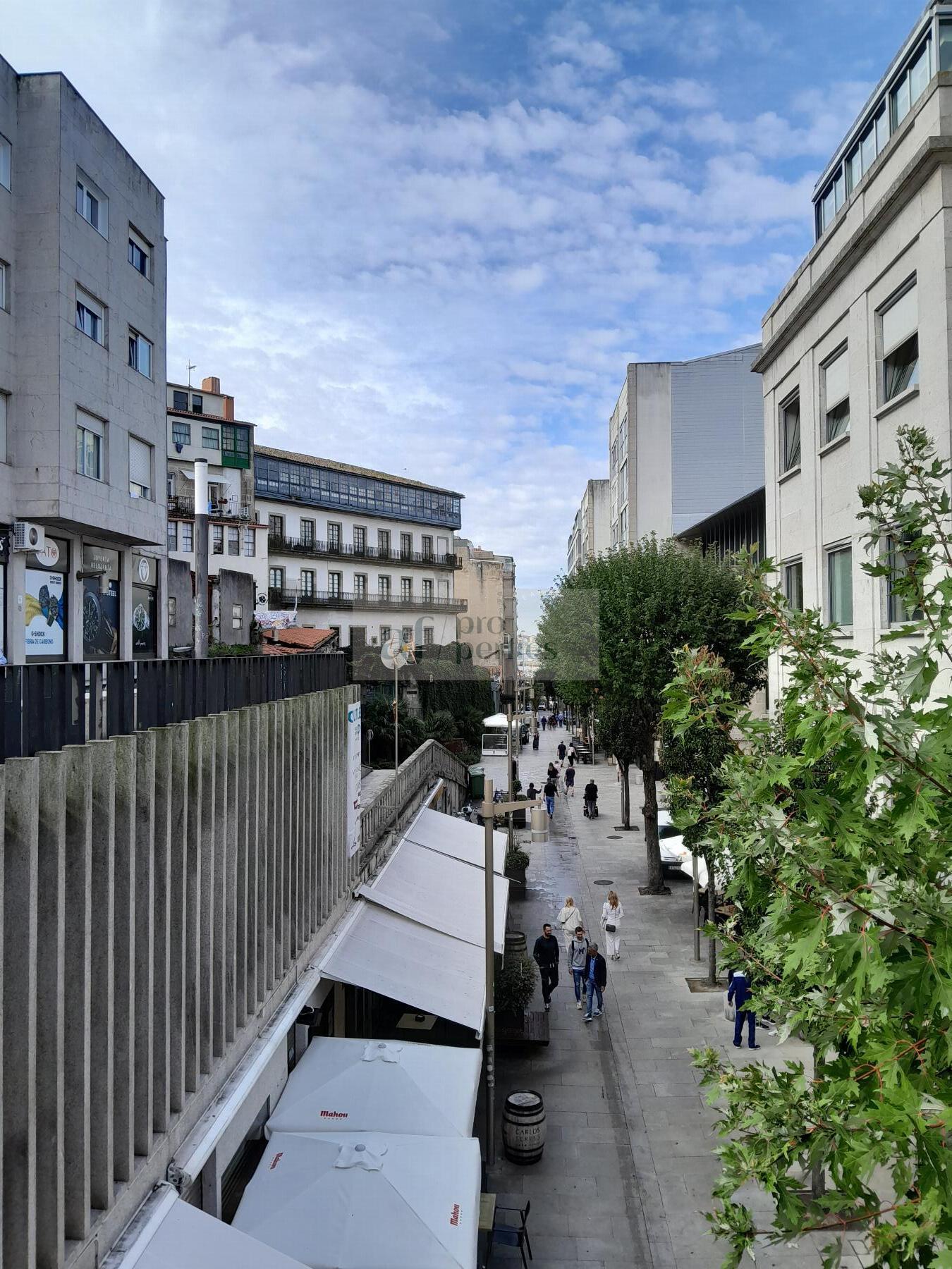Venda de edifício em Vigo