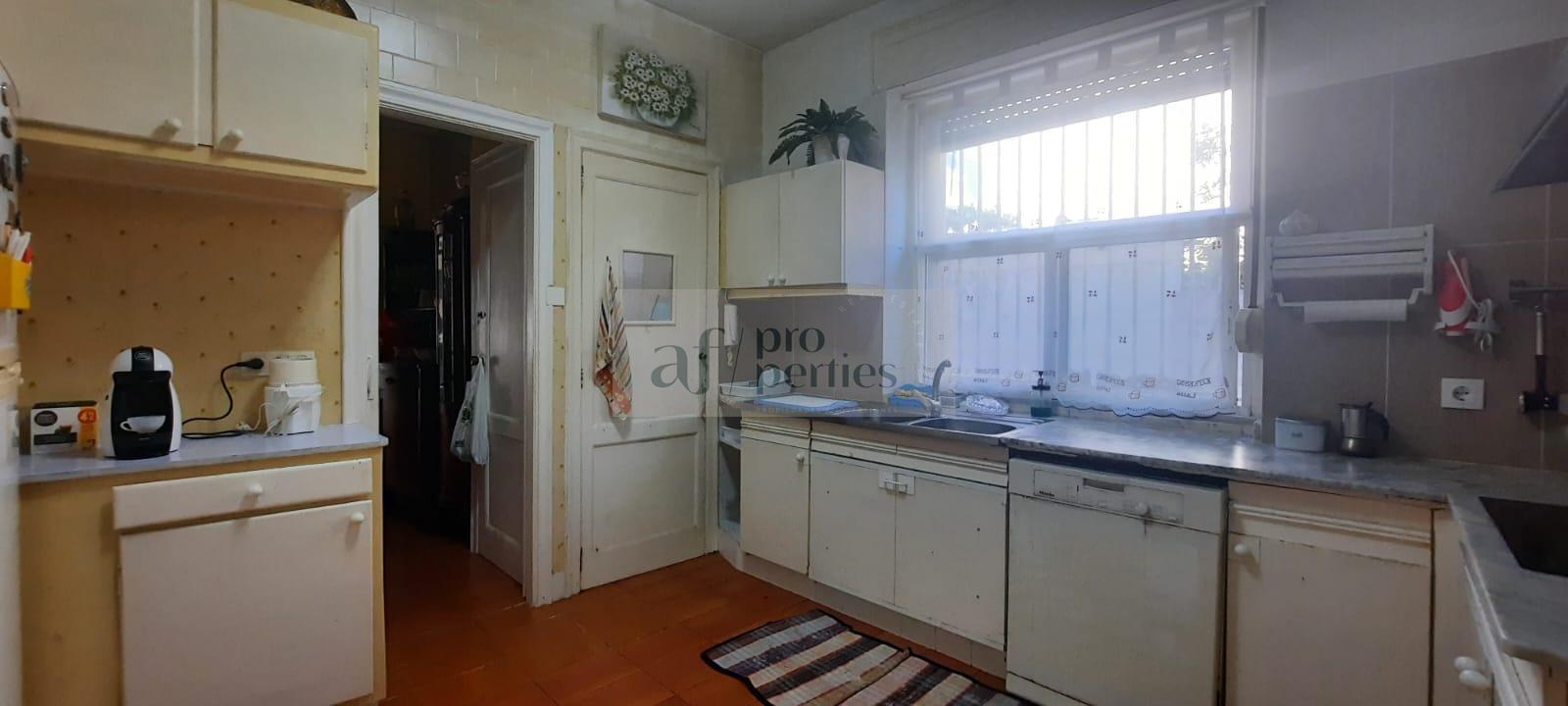 Zu verkaufen von chalet in
 Vigo