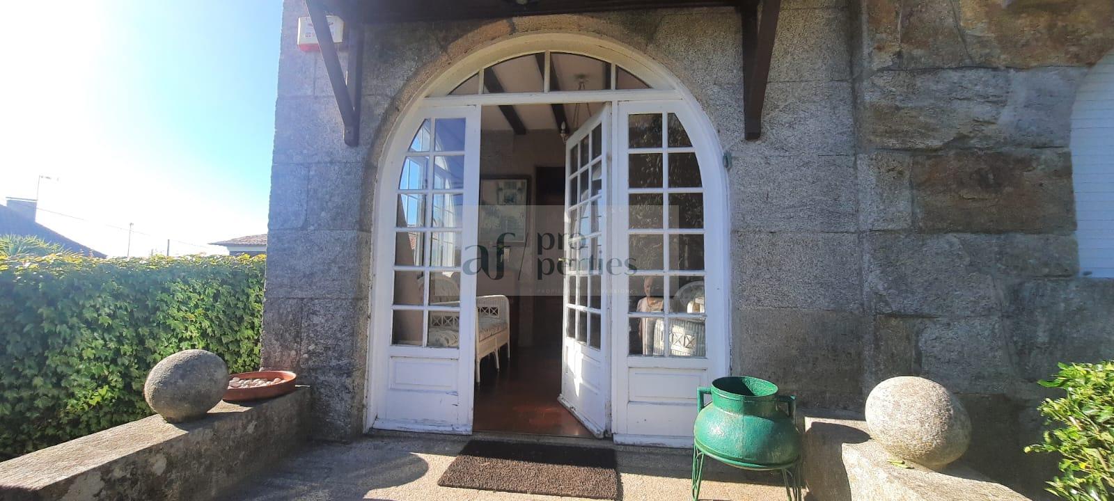 Zu verkaufen von chalet in
 Vigo