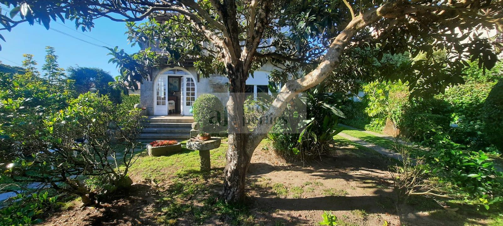 Zu verkaufen von chalet in
 Vigo