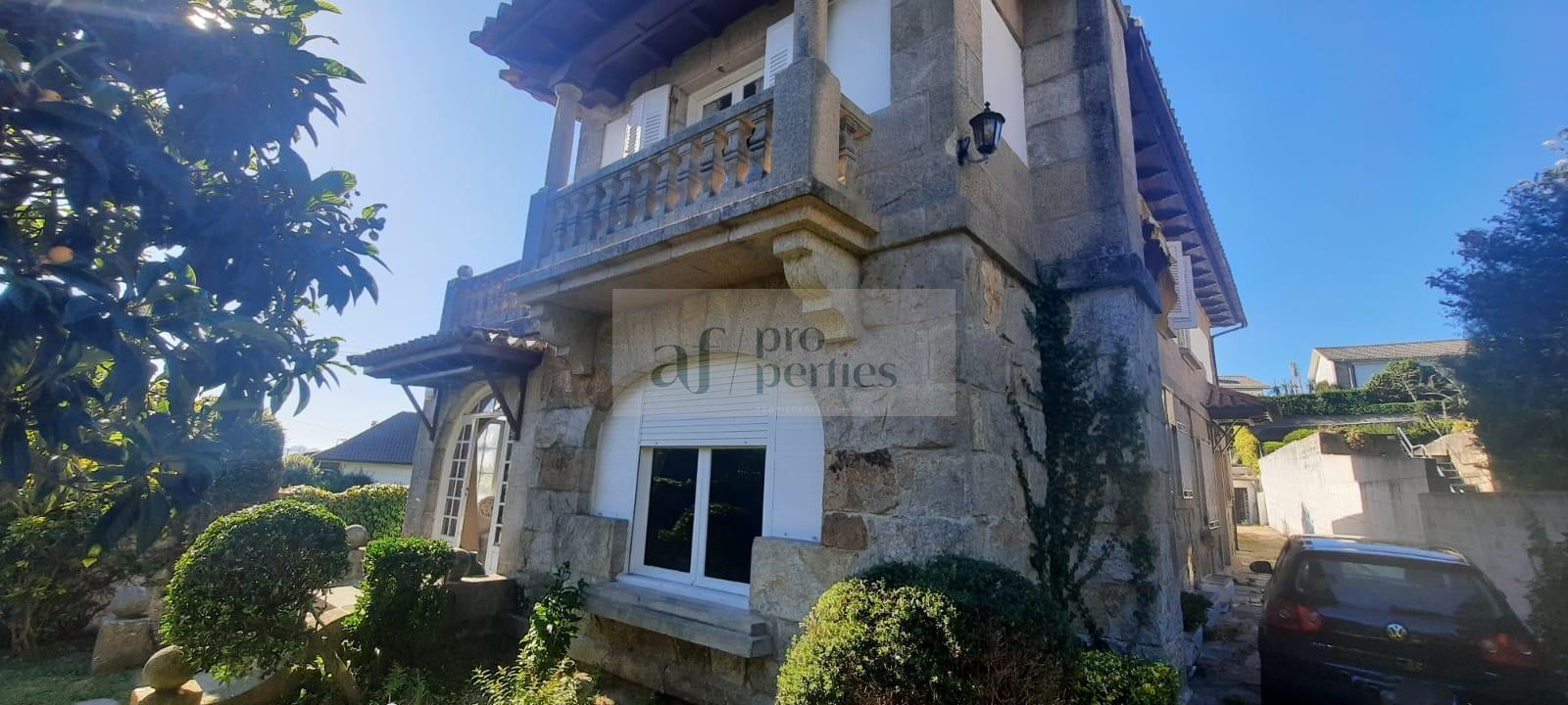 Zu verkaufen von chalet in
 Vigo