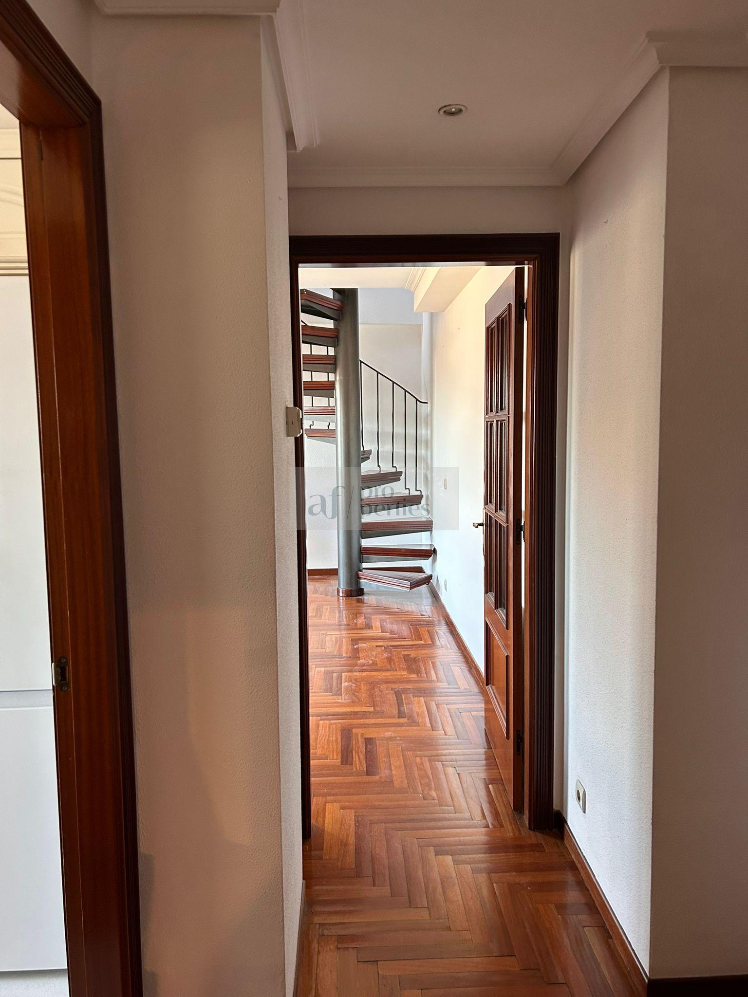 For rent of penthouse in Vigo