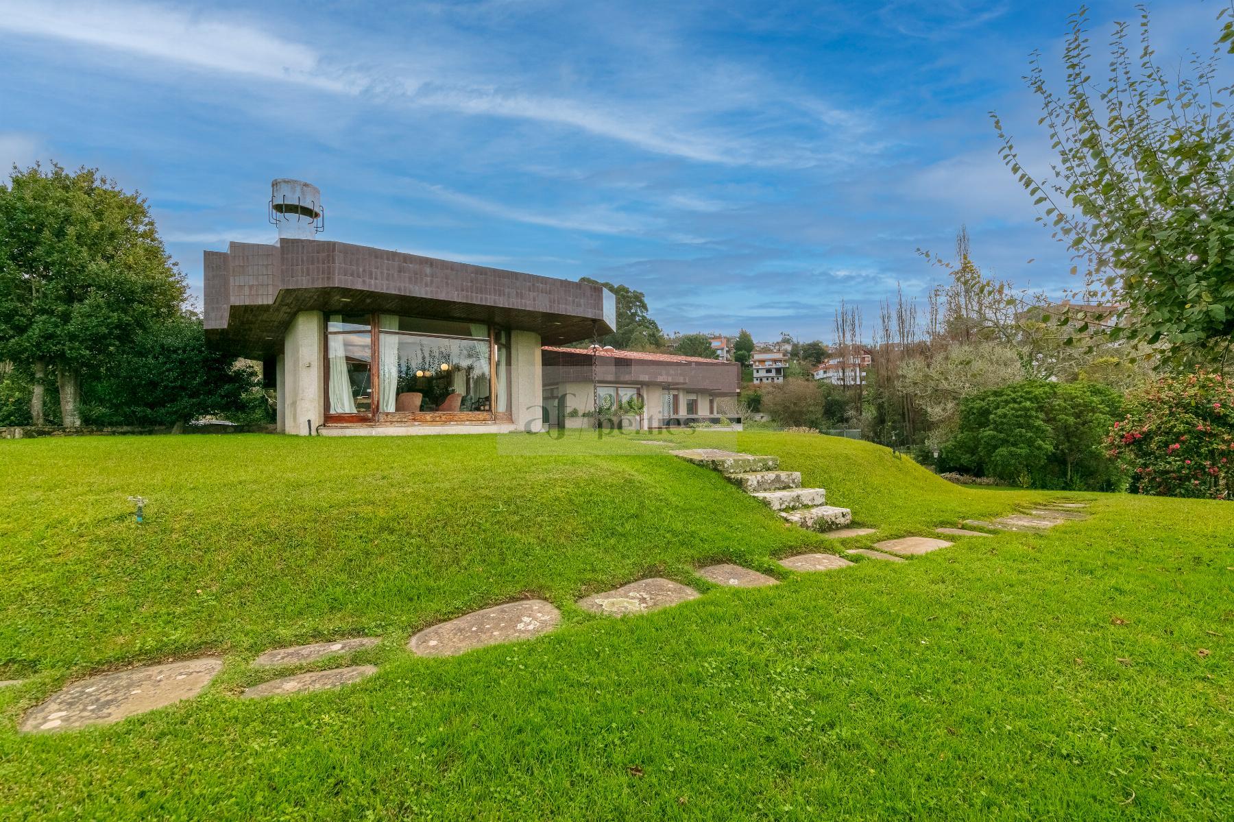 For sale of chalet in Vigo