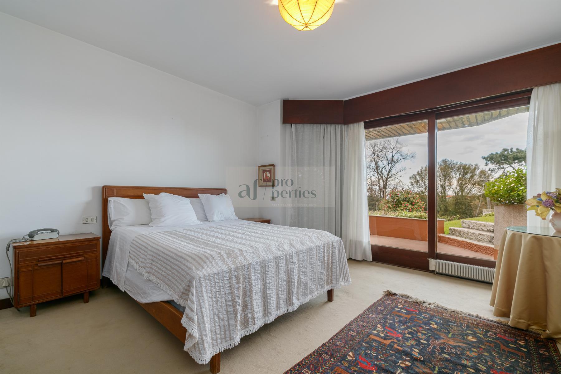 For sale of chalet in Vigo