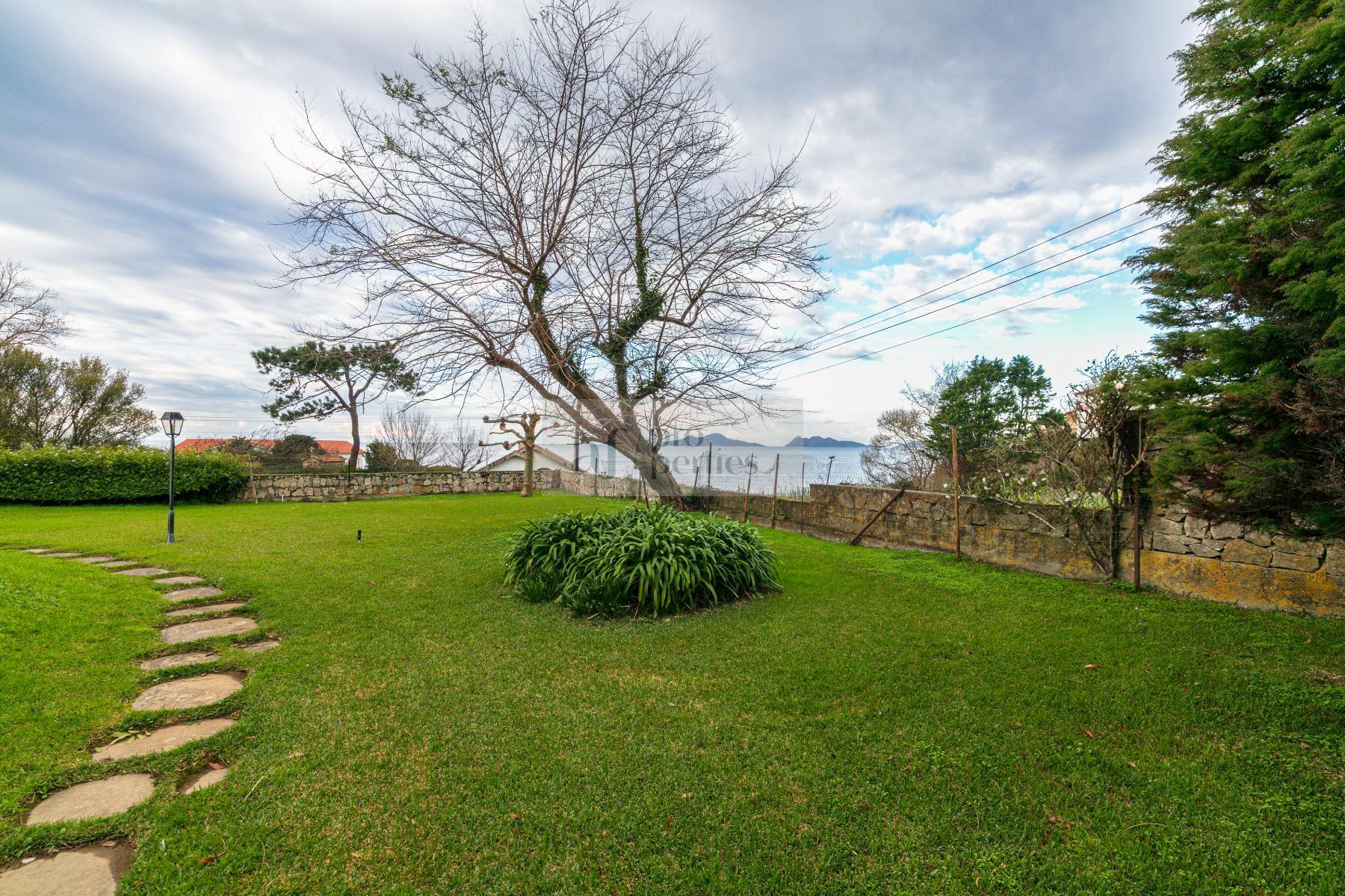 For sale of chalet in Vigo
