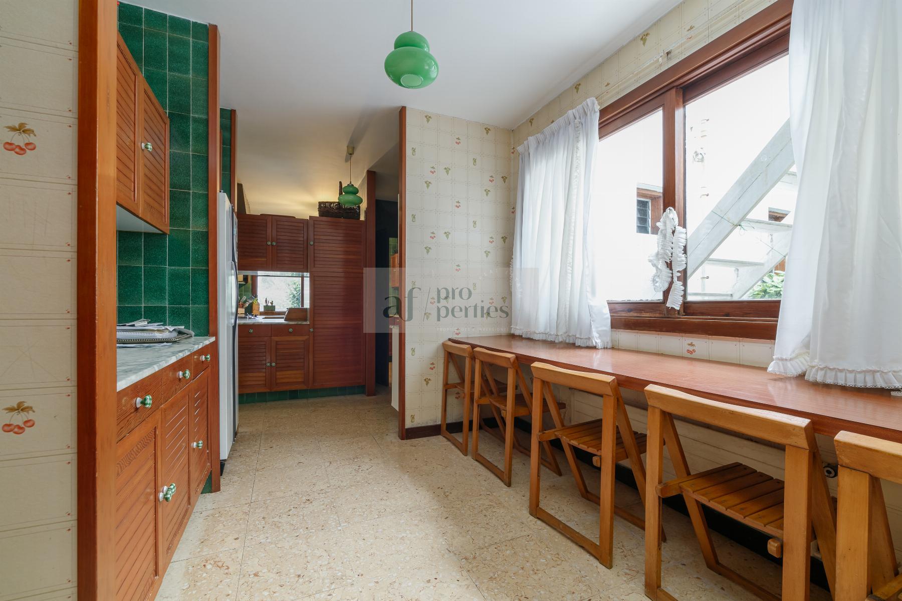 For sale of chalet in Vigo